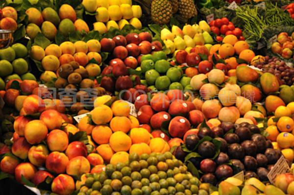 品味地中海阳光 巴塞罗那的新鲜水果与蔬菜